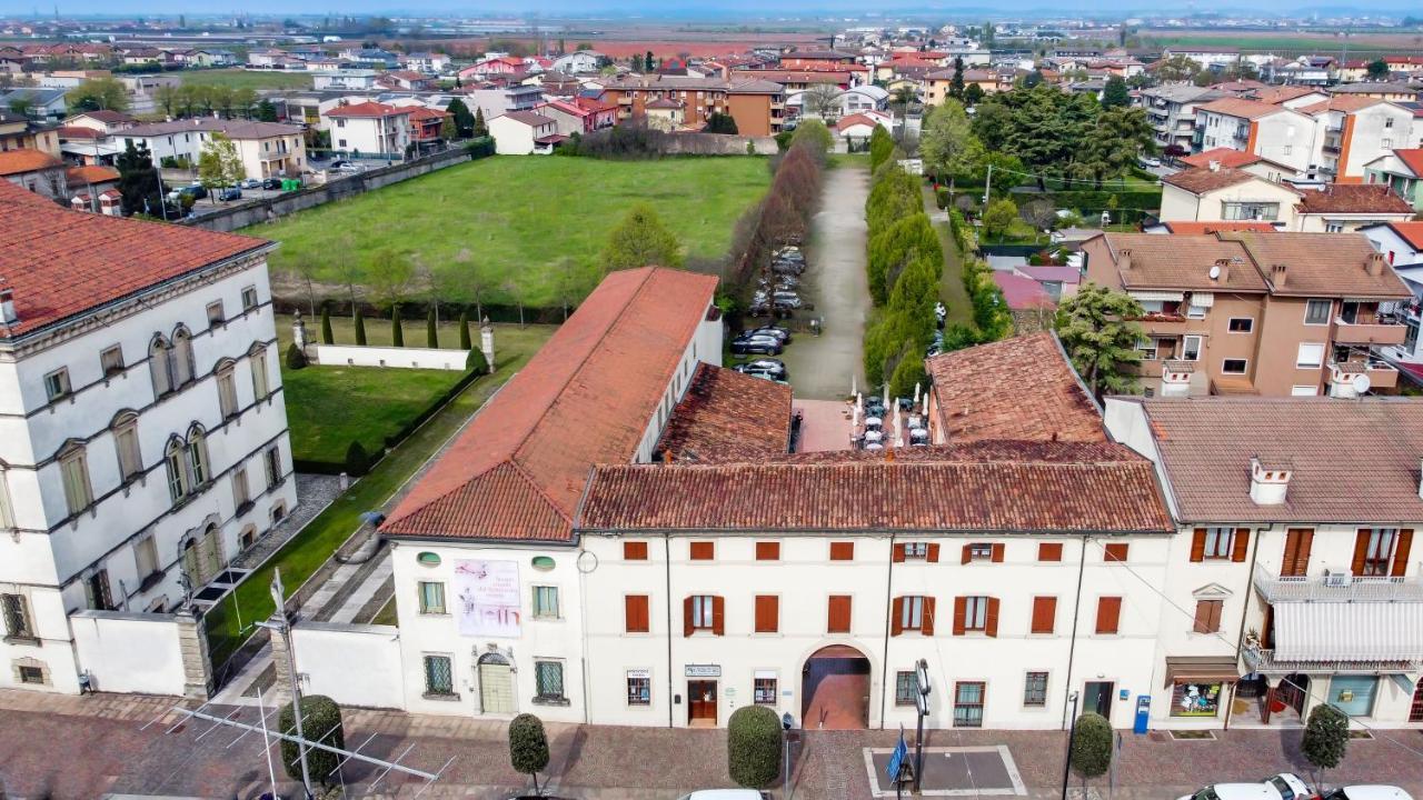 Residenza Villa Bella Mozzecane Buitenkant foto